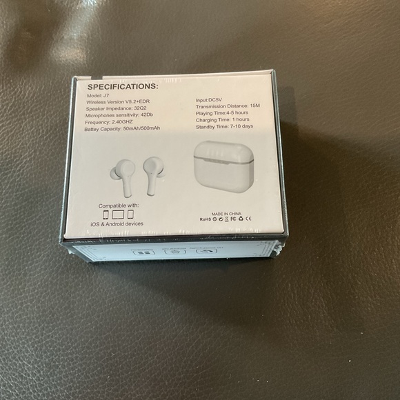Wireless ear buds - Picture 2 of 3